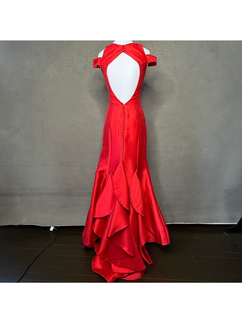 Morilee Madeline Gardner Red Satin Mermaid Formal Gown Size 6 Pageant Gown